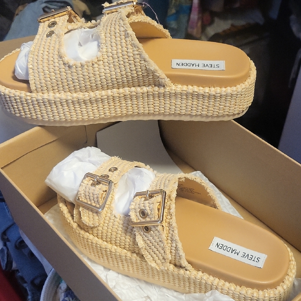 Steve Madden Cream Woven Buckle Sandals